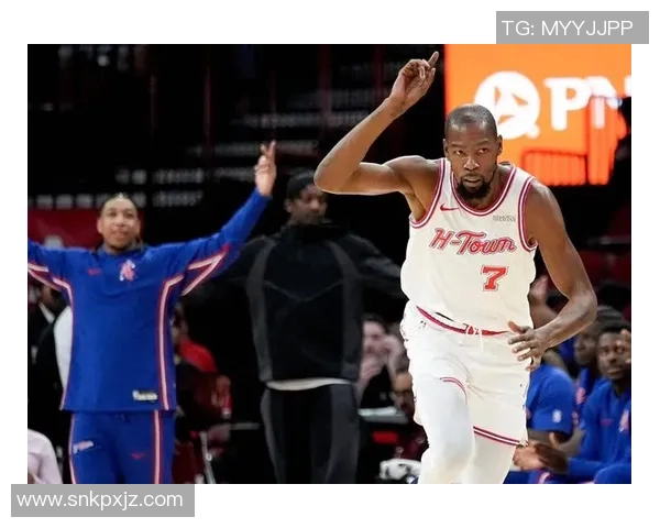 火箭队新秀谢泼德狂轰7记三分创队史新秀纪录，杜兰特盛赞年轻军团8战7胜蜕变！