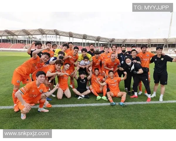 FC东京迎战神户胜利挑战赛场巅峰对决激情四溢的足球盛宴即将上演 FC东京迎战神户胜利挑战赛场巅峰对决激情四溢的足球盛宴即将上演